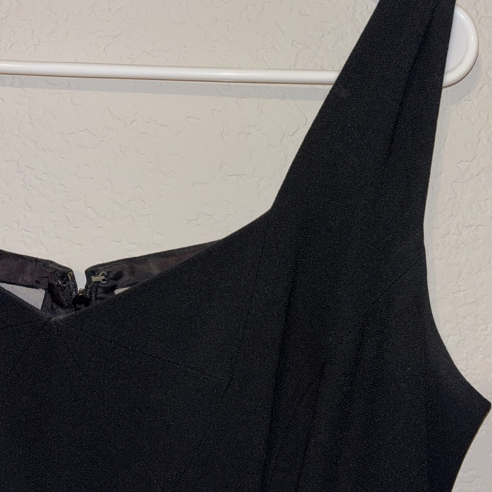 Liz Claiborne Dress - silhouette style with bottom slit - Picture 6 of 8